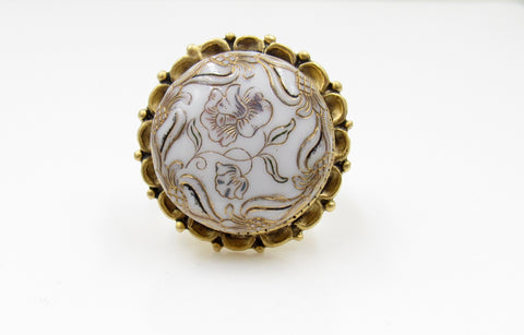 Vintage White and Gold Flower Button Ring