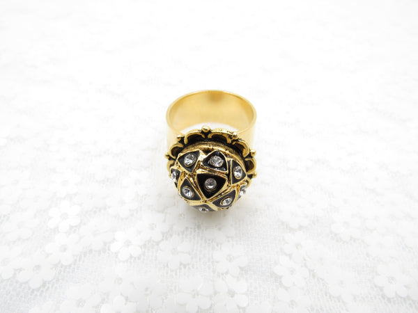 Button Ring