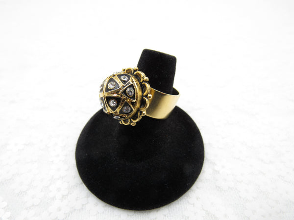 Button Ring