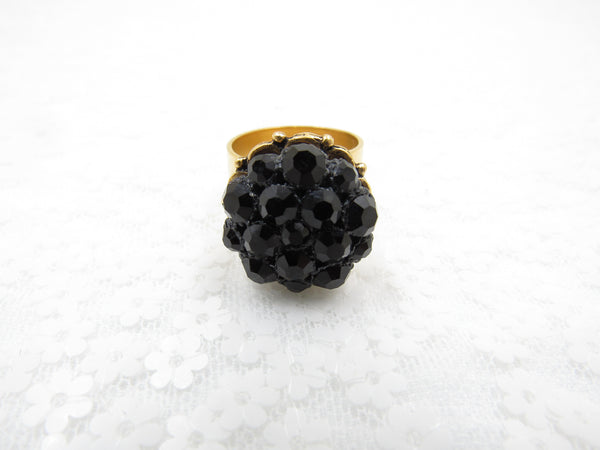 Button Ring