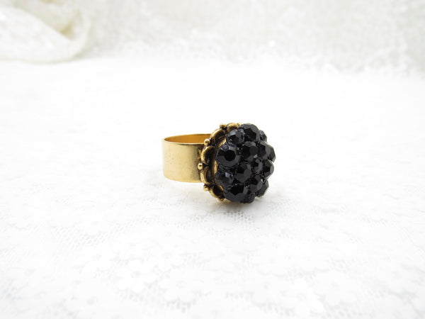 Button Ring