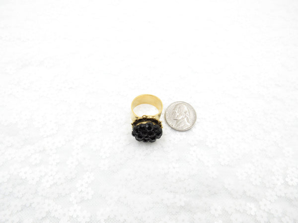 Button Ring