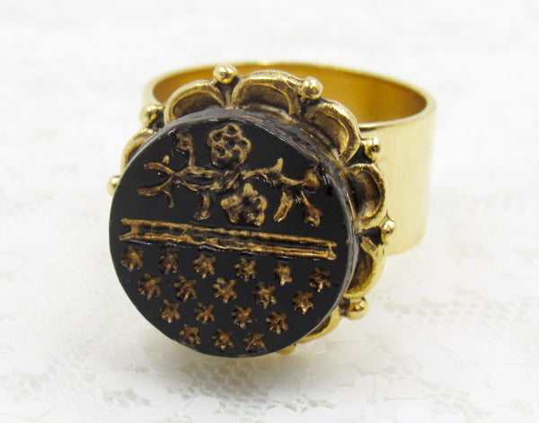 Vintage Jet Black Etcheted Button Ring